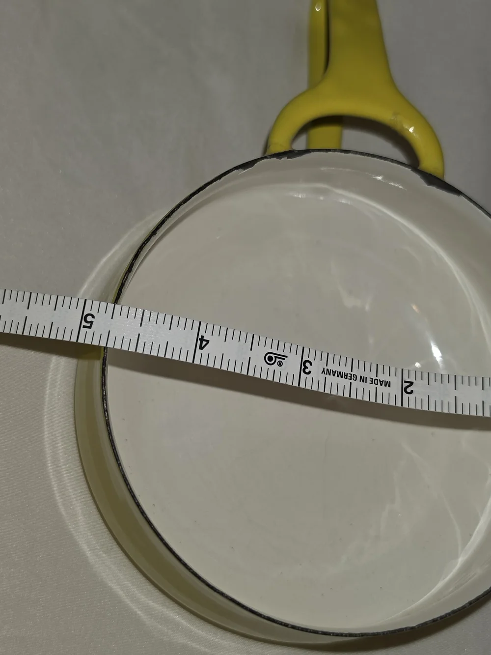 Yellow Enamel Ceramic Saucepan - Classic Kitchen Cookware